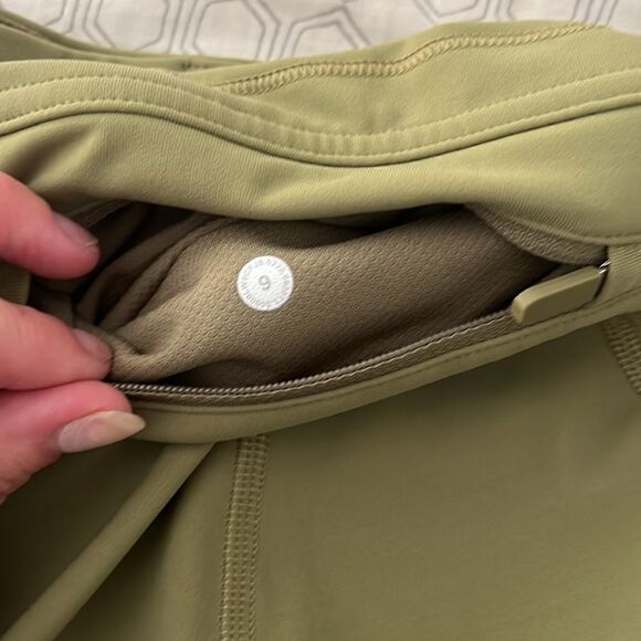 Lululemon pace rival crop with colorblock sz 6 - Picture 4 of 5